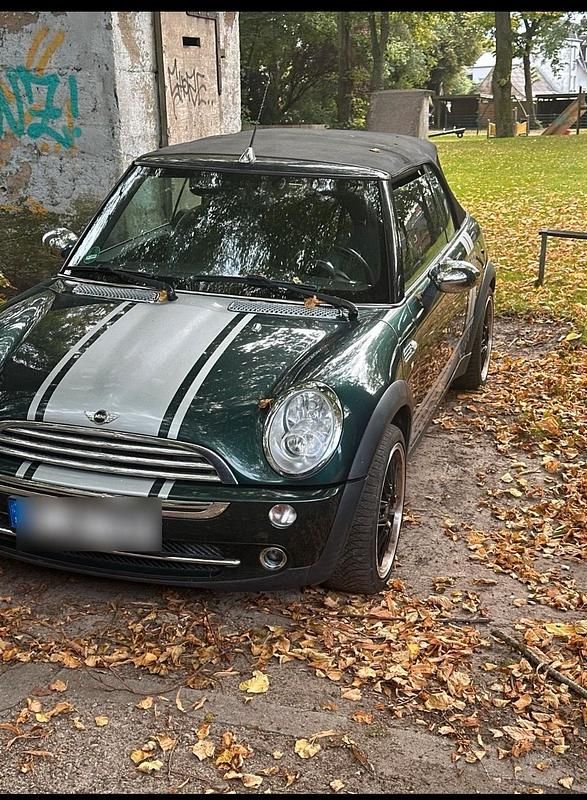 Grün Gebraucht 2004 Mini Cooper Cabriolet Cabrio | 2.100 € (Fairer Preis) - Bild 1/4