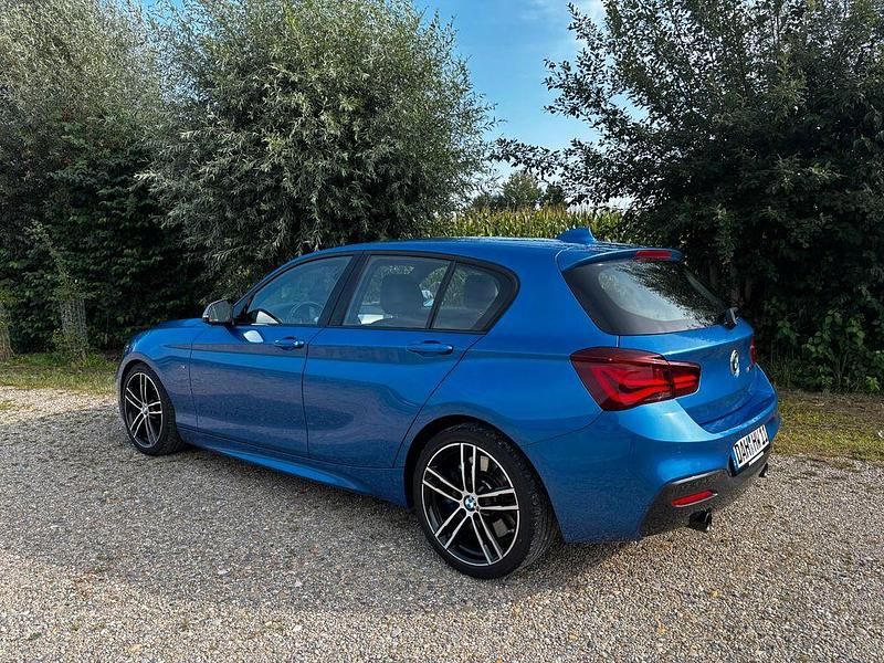 Blau Gebraucht 2019 BMW M140 M Sport Limousine | 38.700 € (Fairer Preis) - Bild 1/4