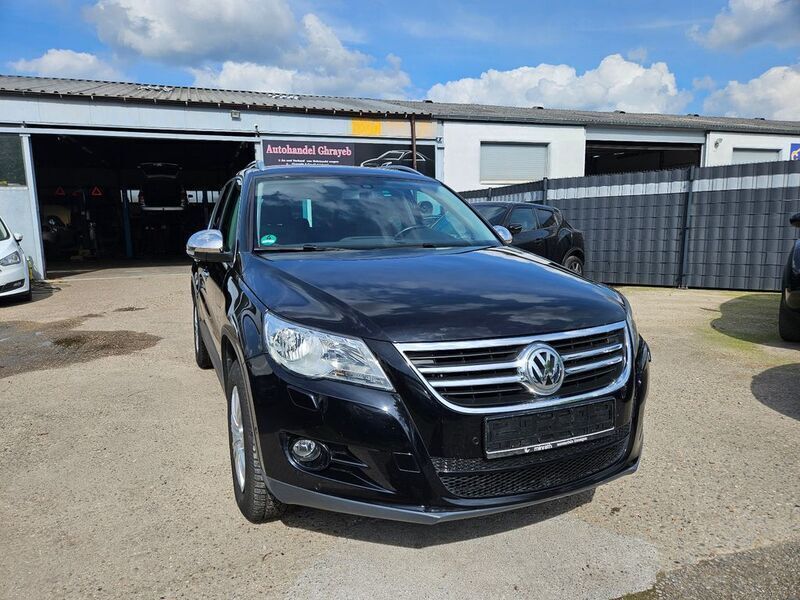 Schwarz Gebraucht 2009 VW Tiguan Sportline SUV | 7.499 € (Fairer Preis) - Bild 1/4