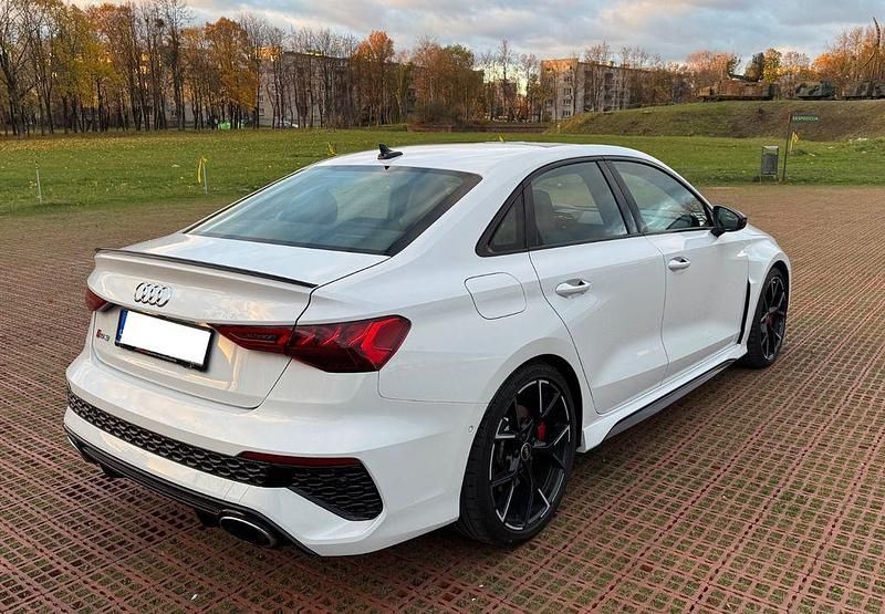 Weiß Gebraucht 2023 Audi RS3 Sport Kleinwagen | 51.000 € (Superpreis) - Bild 1/4
