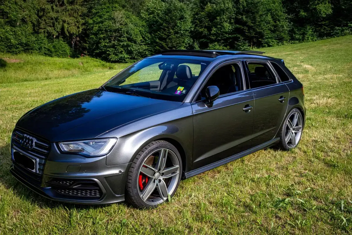Gebraucht Audi S3 Exclusive 300 PS (220 kW) 2015 Grau Kombi