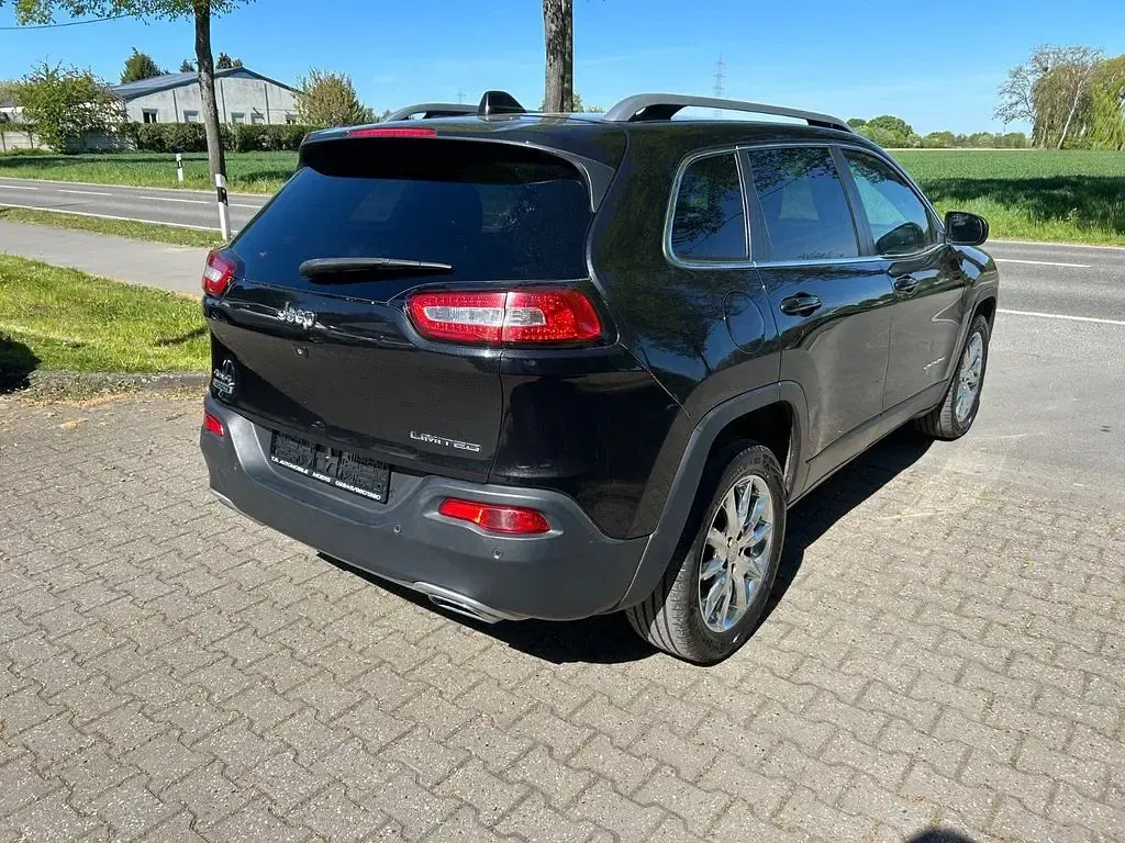 Occasion Jeep Cherokee Limited 170 ch (125 kW) 2015 Noir SUV