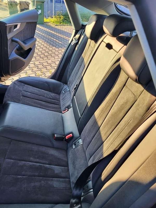 Gebraucht Audi A5 Sport 218 PS (160 kW) 2018 Blau Coupé