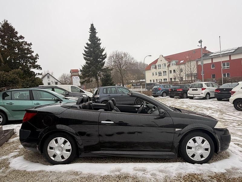 Gebraucht Renault Mégane Cabriolet Dynamique 135 PS (99 kW) 2007 Andere farben Cabrio