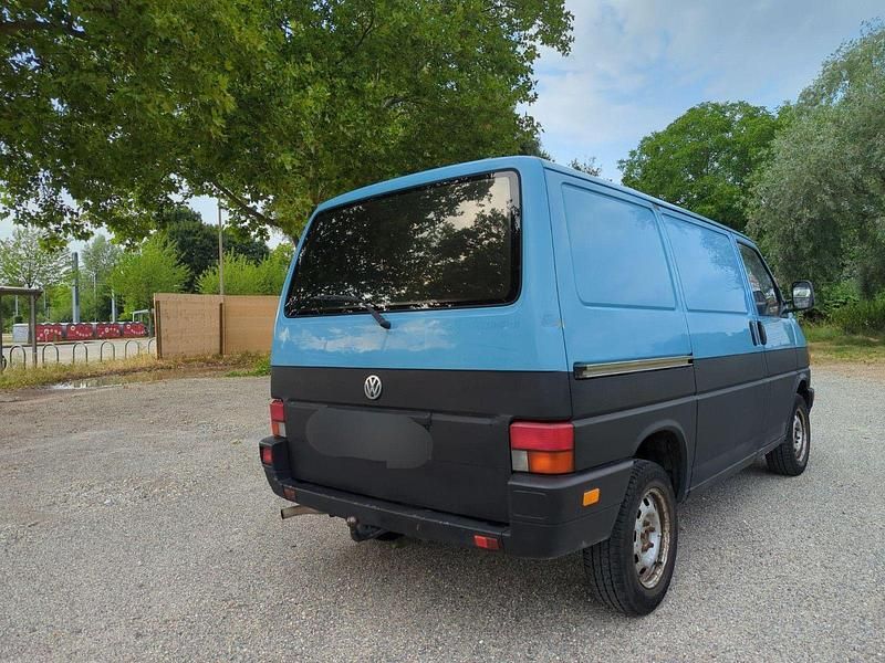 Second-hand VW T4 60 CP (44 kW) 1993 Albastru Van
