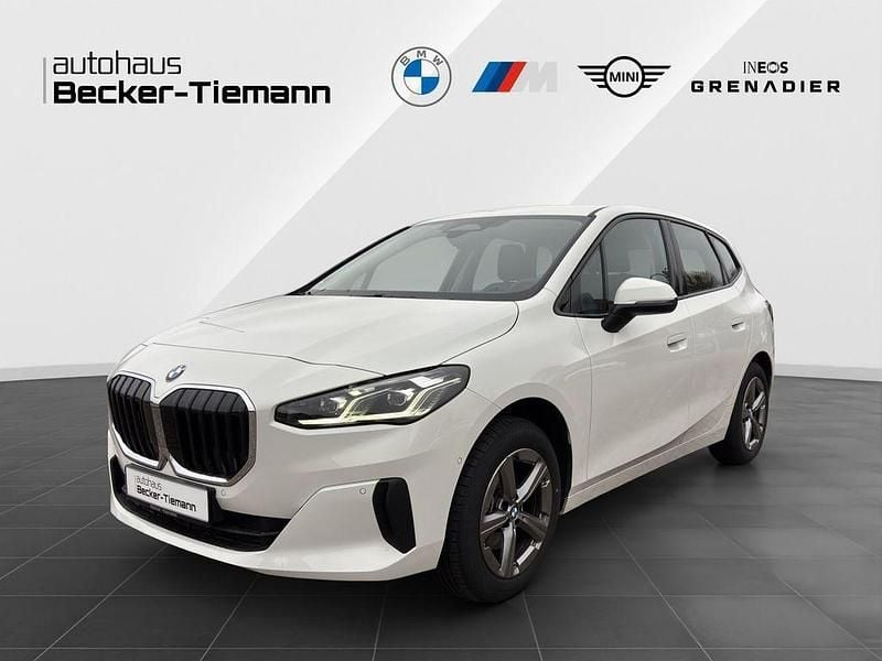 Gebraucht BMW 220 Active Tourer 156 PS (114 kW) 2025 Alpinweiß uni Van / Kleinbus