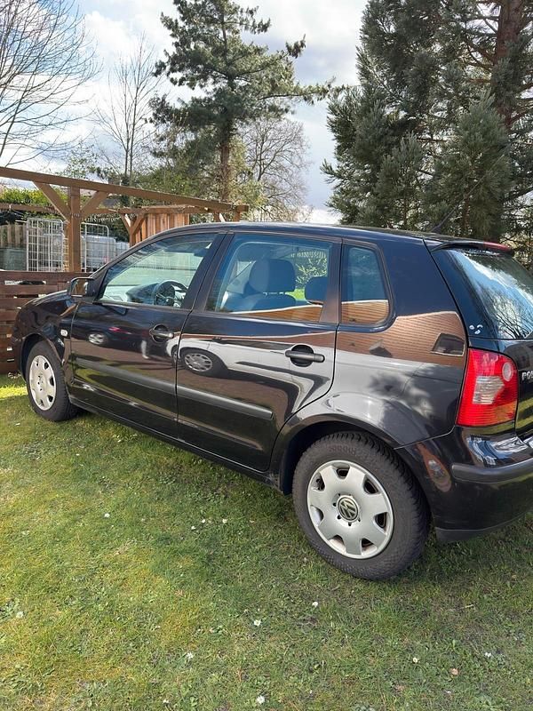 Gebraucht VW Polo 60 PS (44 kW) 2003 Schwarz Kleinwagen