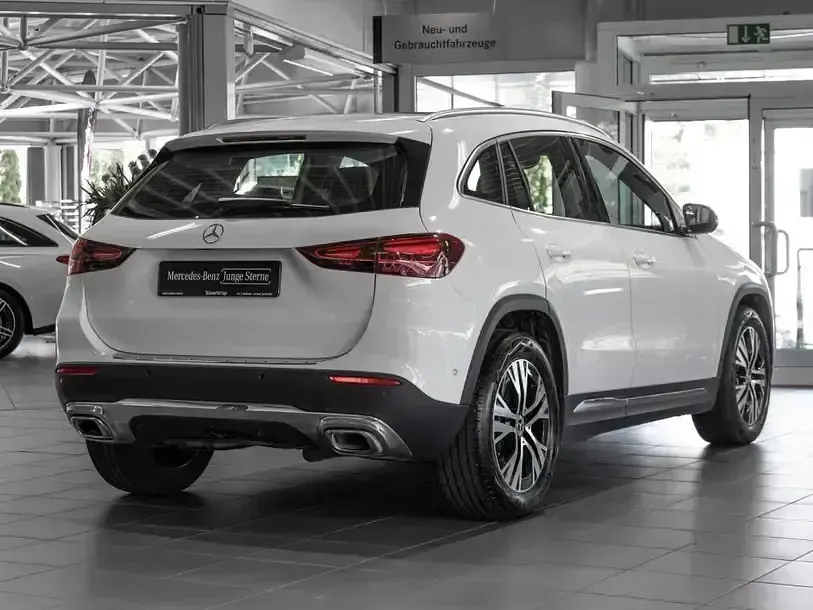 Gebraucht Mercedes GLA200 Progressive 150 PS (110 kW) 2025 Andere SUV