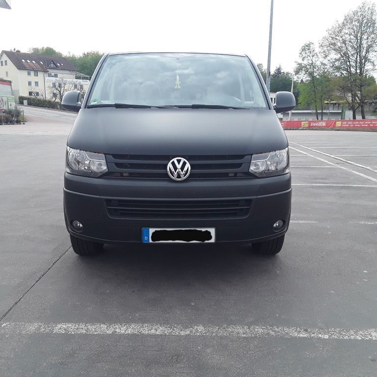 Schwarz Gebraucht 2013 VW T5 Van | 17.900 € (Guter Preis) - Bild 1/4