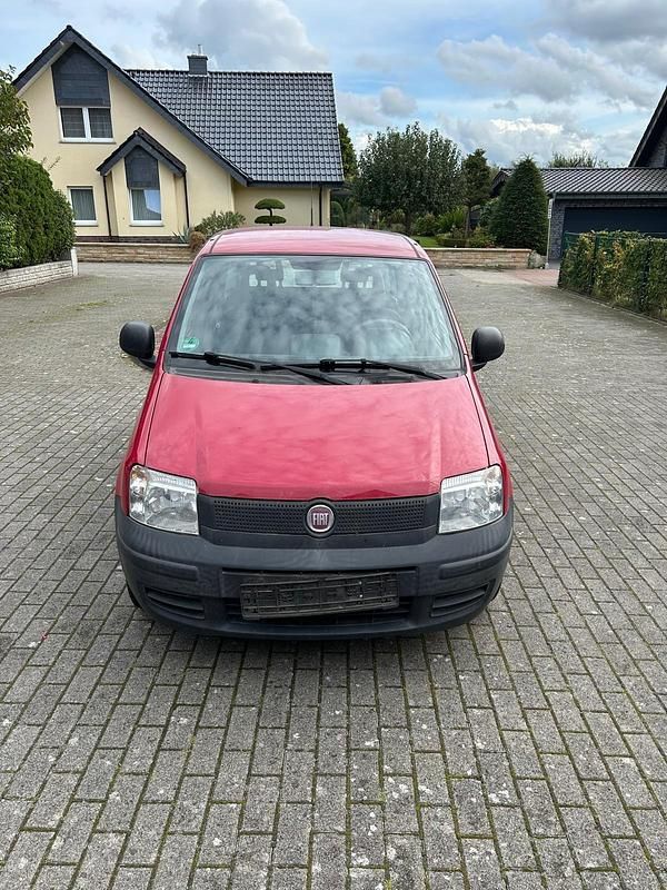 Rot Gebraucht 2009 Fiat Panda Kleinwagen | 900 € (Superpreis) - Bild 1/4