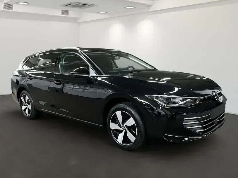 Gebraucht VW Passat Business 150 PS (110 kW) 2025 (grenadillschwarz metallic) Kombi