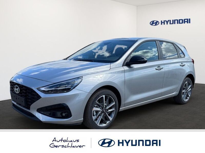 Silber Neu 2025 Hyundai i30 Advantage Limousine | 28.625 € (Fairer Preis) - Bild 1/4
