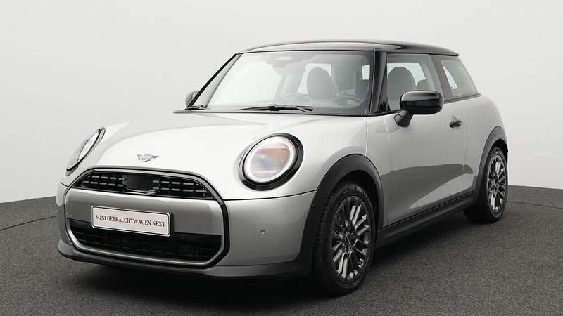 Grau Gebraucht 2024 Mini Cooper Classic Kleinwagen | 24.232 € (Guter Preis) - Bild 1/4