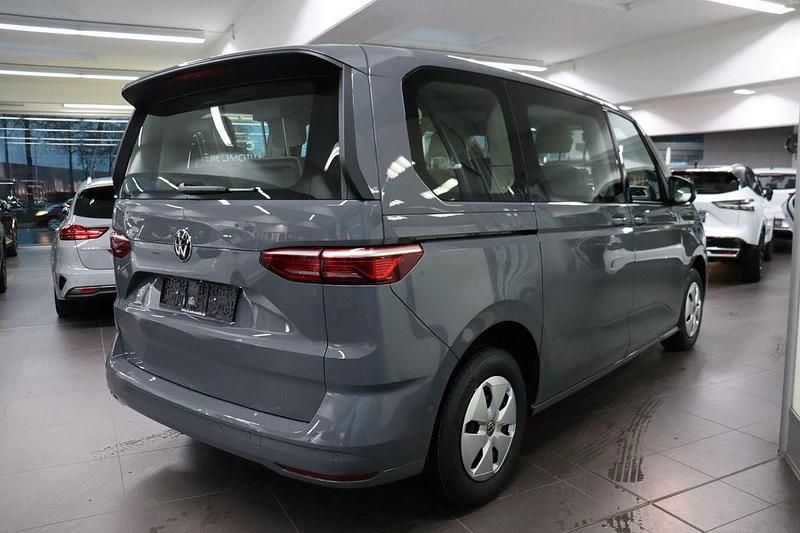 Neu VW Multivan 150 PS (110 kW) 2026 Grau Van