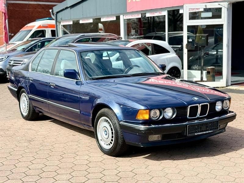 Gebraucht BMW 730 188 PS (138 kW) 1992 Blau Limousine