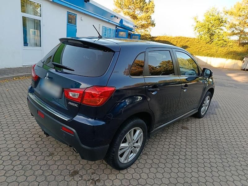 Gebraucht Mitsubishi ASX 150 PS (110 kW) 2010 Blau SUV