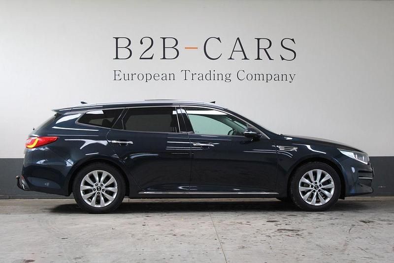 Gebraucht Kia Optima Edition 7 141 PS (103 kW) 2017 Blau Kombi