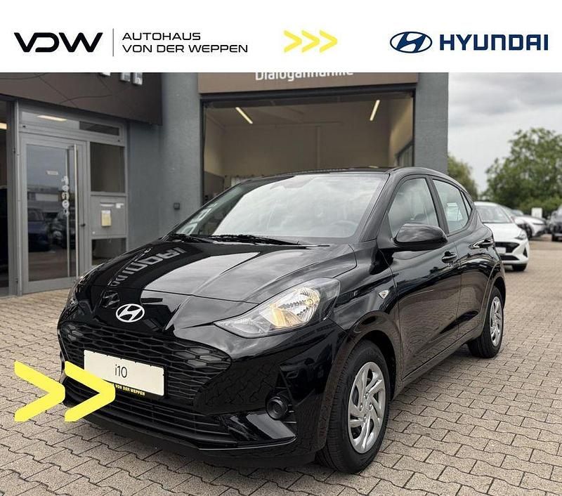 Phantom black (schwarz) Neu 2025 Hyundai i10 Select Kleinwagen | 15.799 € (Fairer Preis) - Bild 1/4