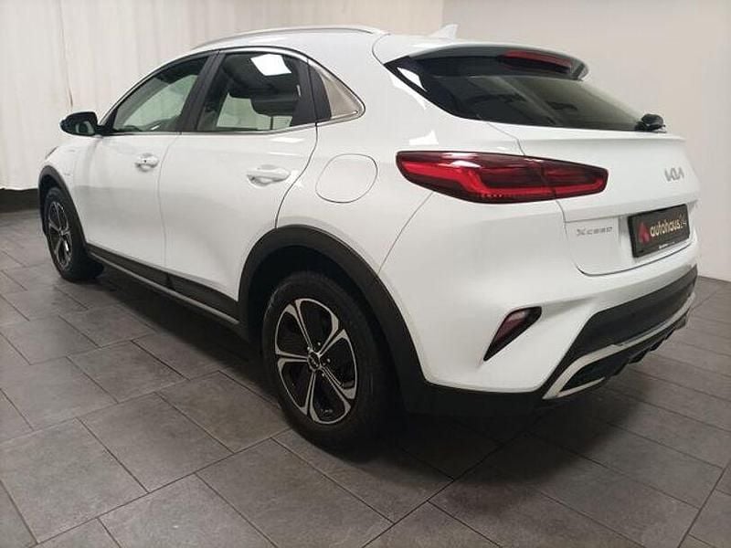 Second-hand Kia XCeed Vision 105 CP (77 kW) 2022 Alb SUV