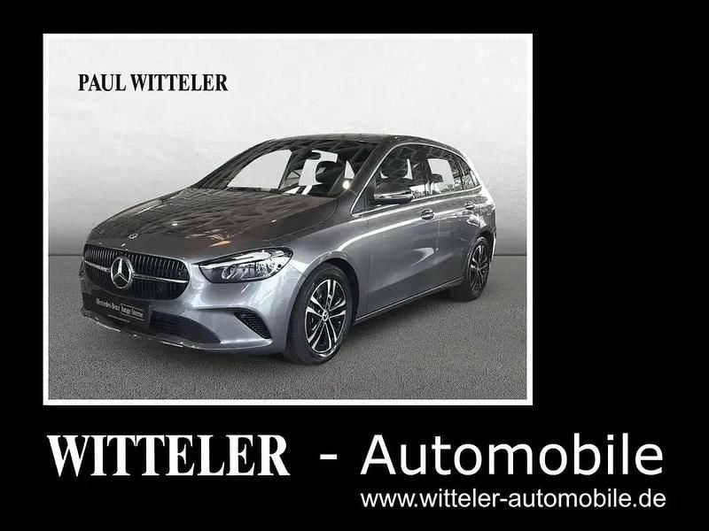 lack mountaingrau Gebraucht 2024 Mercedes B180 Progressive Van / Kleinbus | 32.990 € (Fairer Preis) - Bild 1/4