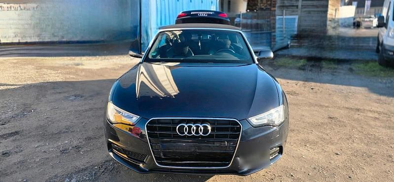 Blau Gebraucht 2012 Audi A5 Cabriolet Cabrio | 9.900 € (Guter Preis) - Bild 1/4