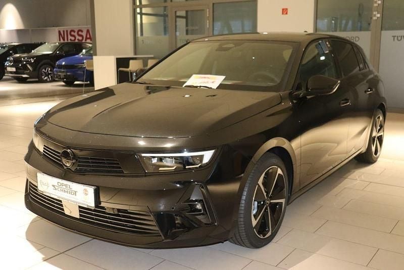 Schwarz Gebraucht 2025 Opel Astra Limousine | 28.990 € (Superpreis) - Bild 1/3