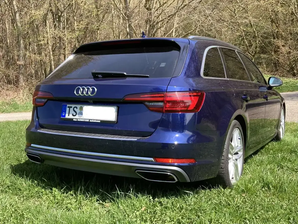 Occasion Audi A4 S-Line 190 ch (139 kW) 2019 Bleue Break