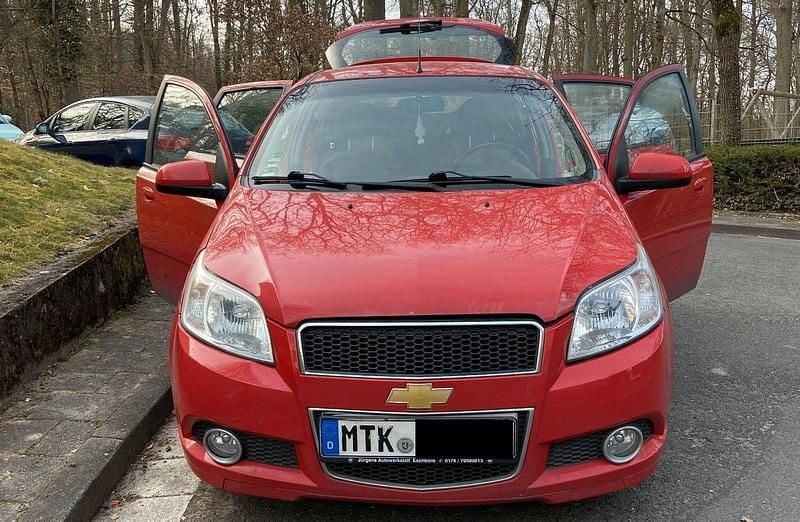 Rot Gebraucht 2010 Chevrolet Aveo LT Kleinwagen | 700 € (Superpreis) - Bild 1/4