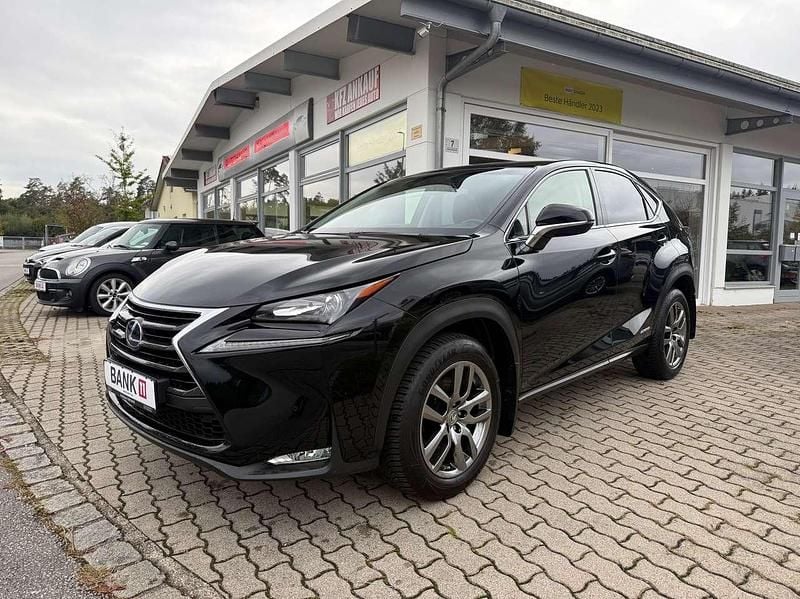 Schwarz Gebraucht 2015 Lexus NX300h SUV | 19.500 € (Etwas zu teuer) - Bild 1/4