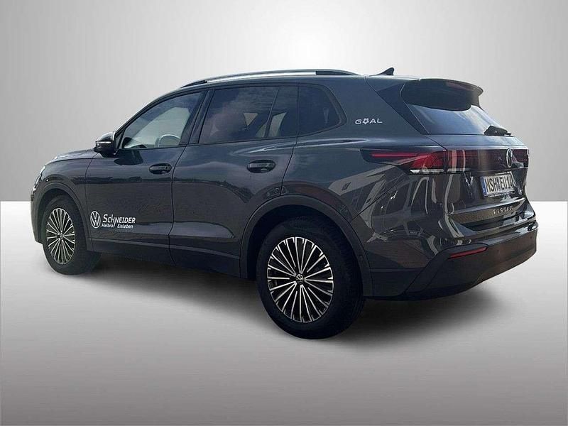 Gebraucht VW Tiguan Goal 150 PS (110 kW) 2025 Grau SUV