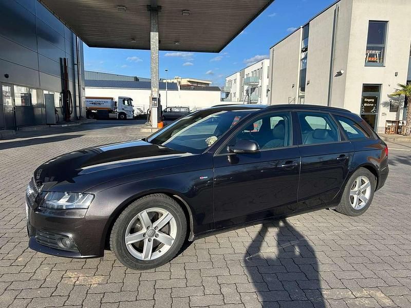 Gebraucht Audi A4 S-Line 190 PS (139 kW) 2010 Schwarz Kombi