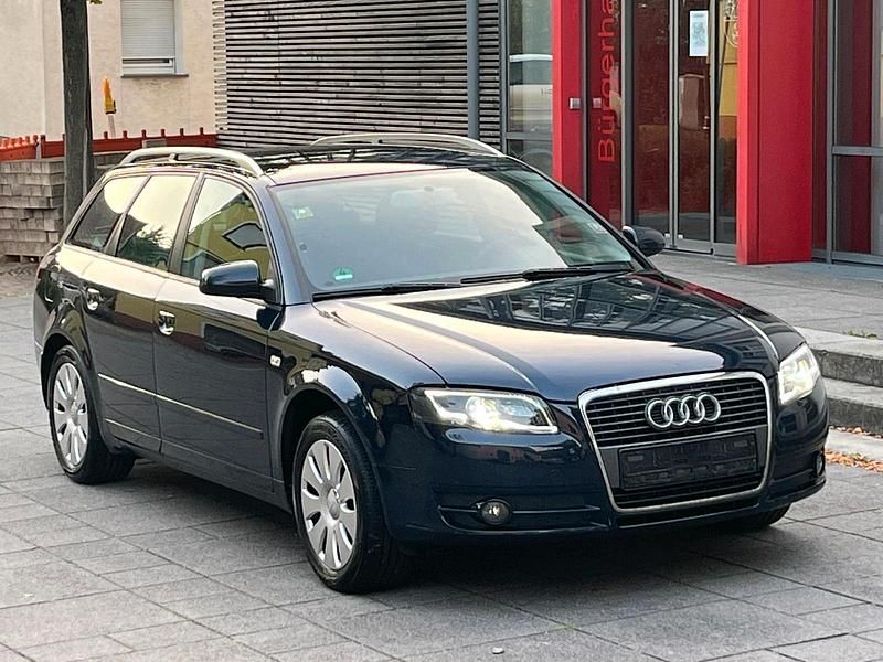 Blau Gebraucht 2005 Audi A4 Kombi | 1.250 € (Superpreis) - Bild 1/4