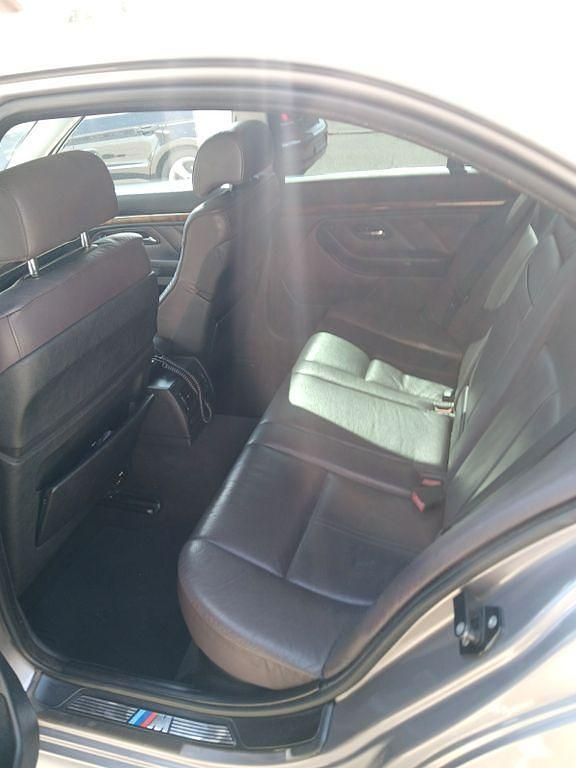 Beige Gebraucht 1997 BMW 528 Limousine | 5.000 € (Fairer Preis) - Bild 1/4