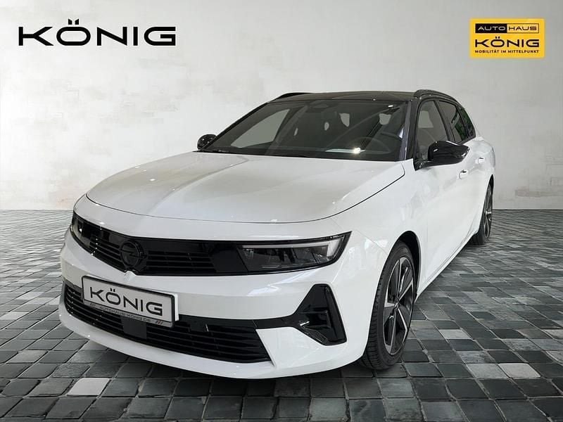 Neu Opel Astra 131 PS (96 kW) 2025 Weiß Kombi