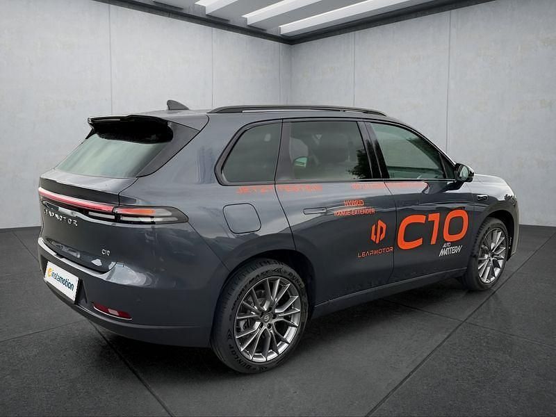 Gebraucht Leapmotor C10 213 PS (156 kW) 2025 SUV