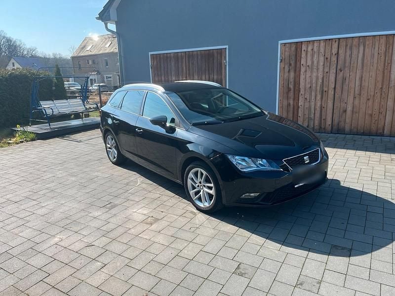 Gebraucht Seat Leon ST 110 PS (80 kW) 2015 Schwarz Kombi