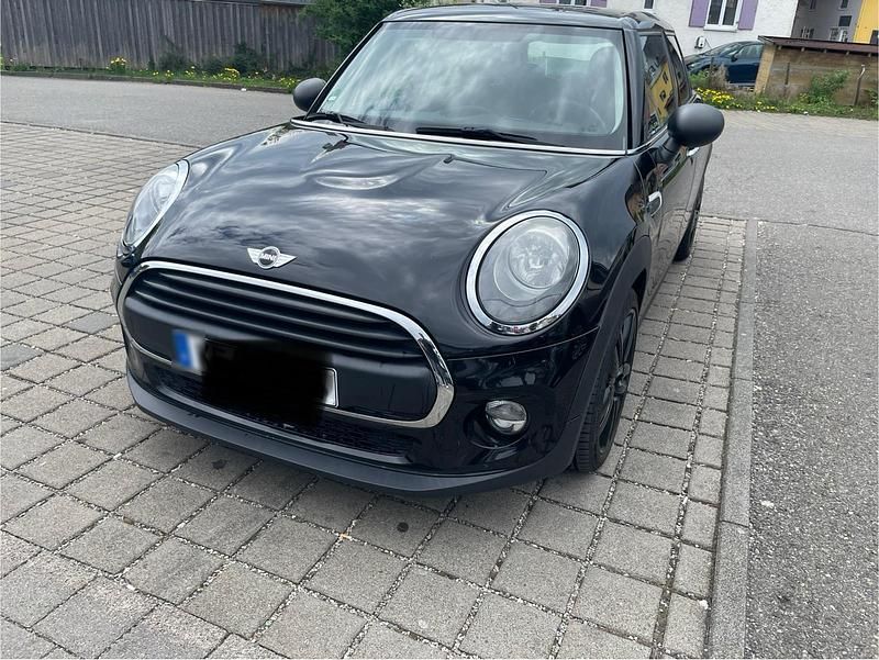 Second-hand Mini Cooper 136 CP (100 kW) 2015 Negru Hatchback