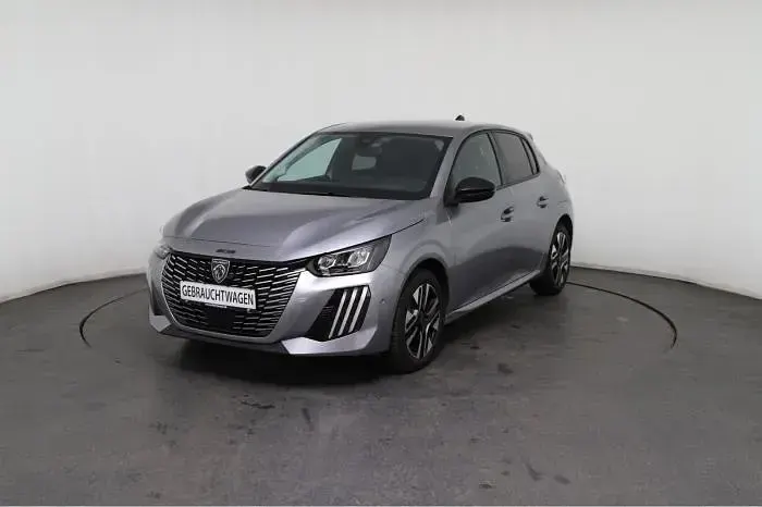 Gebraucht Peugeot 208 Allure 101 PS (74 kW) 2024 Silber, grau artense Kleinwagen