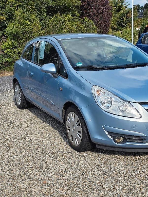 Gebraucht Opel Corsa 60 PS (44 kW) 2010 Blau Kleinwagen