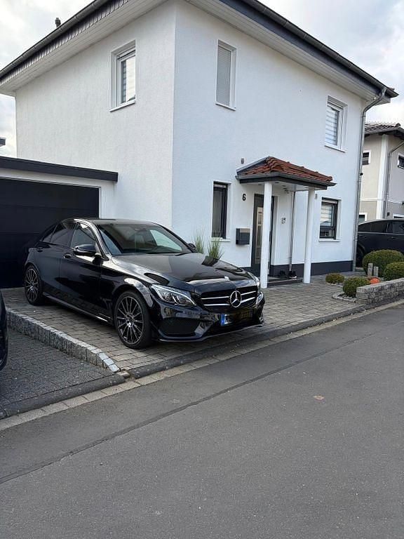 Gebraucht Mercedes C180 Edition 156 PS (114 kW) 2016 Schwarz Limousine