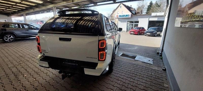 Gebraucht Isuzu D-Max 163 PS (119 kW) 2025 Weiß Pickup