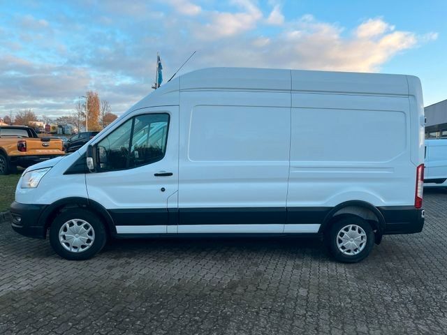 Gebraucht Ford Transit Trend 185 PS (136 kW) 2019 Weiß Limousine