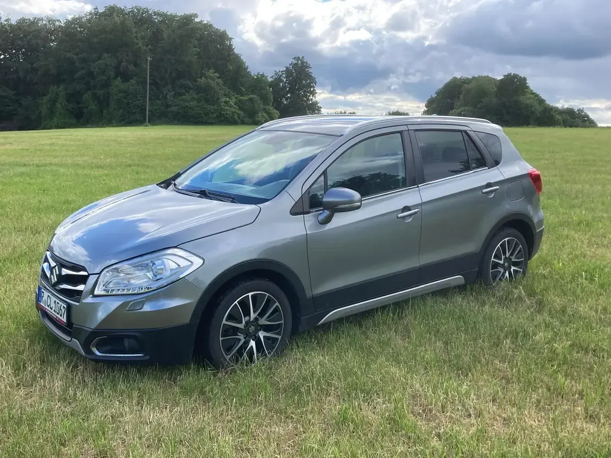 Gebraucht Suzuki SX4 S-Cross Comfort+ 120 PS (88 kW) 2016 Silber SUV