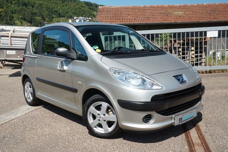 Grau Gebraucht 2006 Peugeot 1007 Filou Kleinwagen | 2.650 € (Fairer Preis) - Bild 1/4