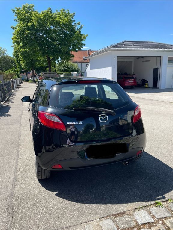 Schwarz Gebraucht 2009 Mazda 2 Limousine | 3.000 € (Guter Preis) - Bild 1/4