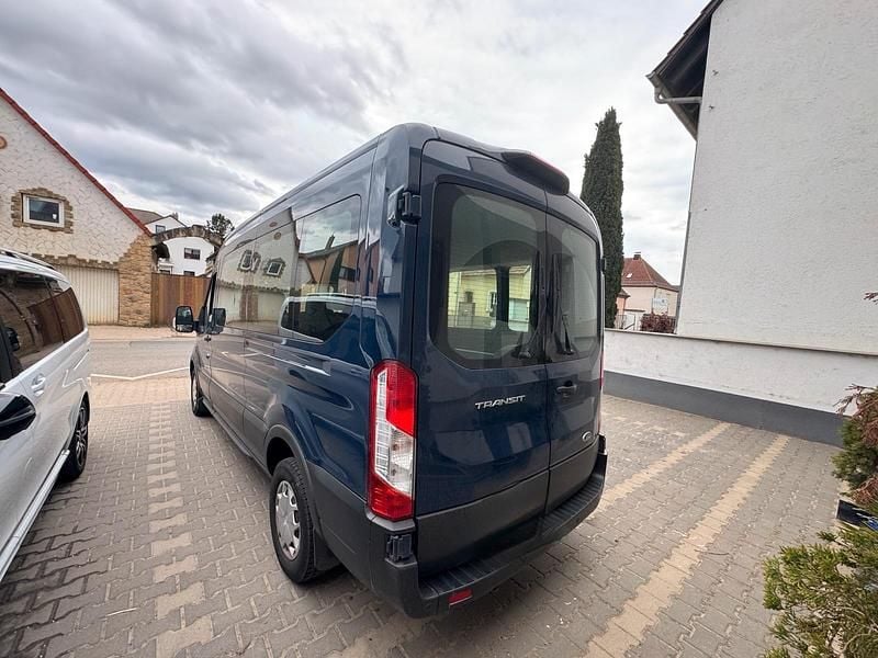 Second-hand Ford Transit 130 CP (95 kW) 2020 Albastru Break