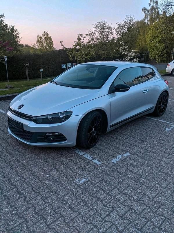 Gebraucht VW Scirocco Sport 160 PS (117 kW) 2010 Silber Coupé