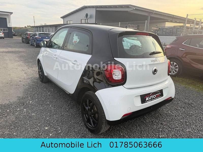 Usata Smart ForFour Basis 90 CV (66 kW) 2015 Nero Utilitaria