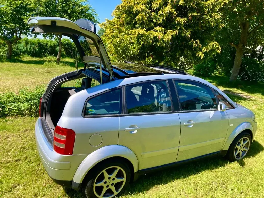 Gebraucht Audi A2 75 PS (55 kW) 2001 Silber Kleinwagen