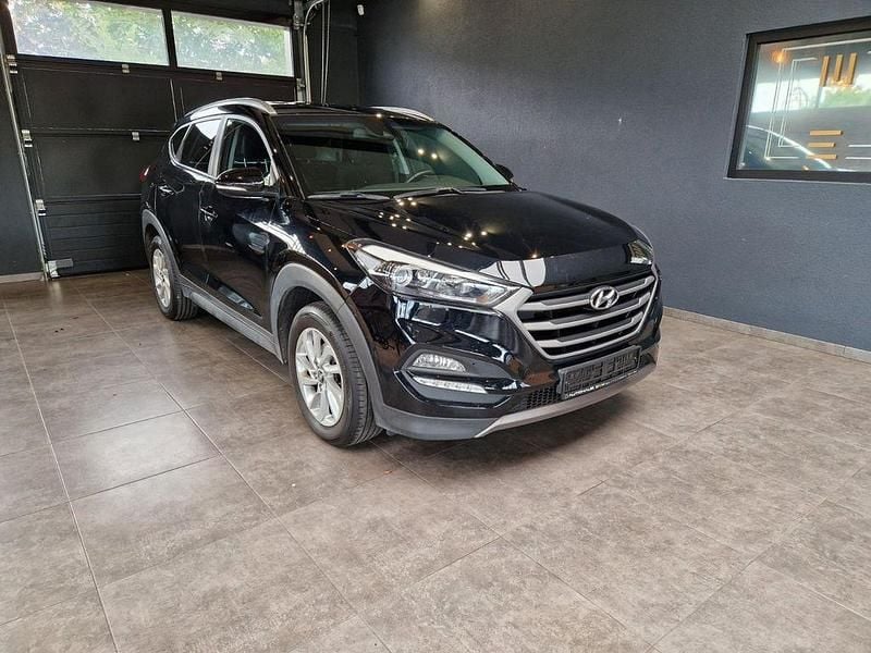 Schwarz Gebraucht 2016 Hyundai Tucson Intro Edition SUV | 15.999 € (Fairer Preis) - Bild 1/2